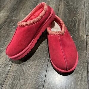 UGG Women's Suede Slip-On Clog Mules